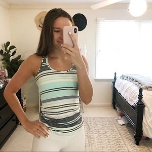 Lululemon tank top